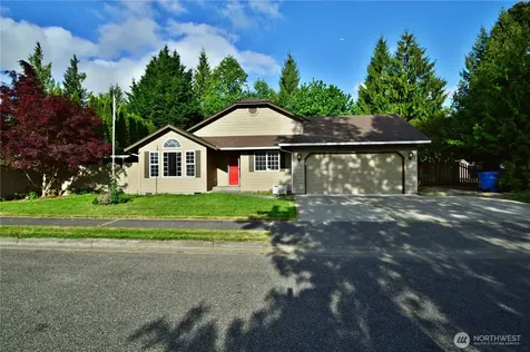 910 11th Street SE Puyallup WA 98372