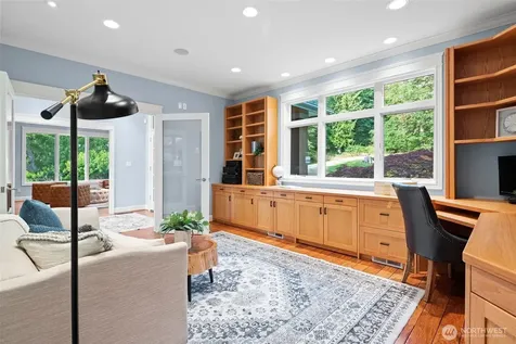 4486 East Harbor Road Freeland WA 98249