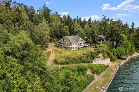 4486 East Harbor Road Freeland WA 98249
