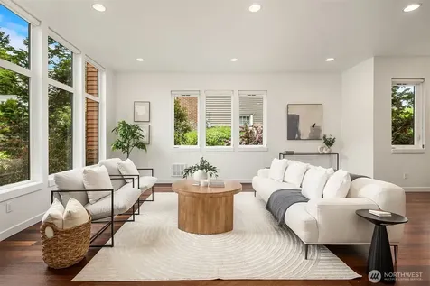 7349 California Avenue SW Seattle WA 98136