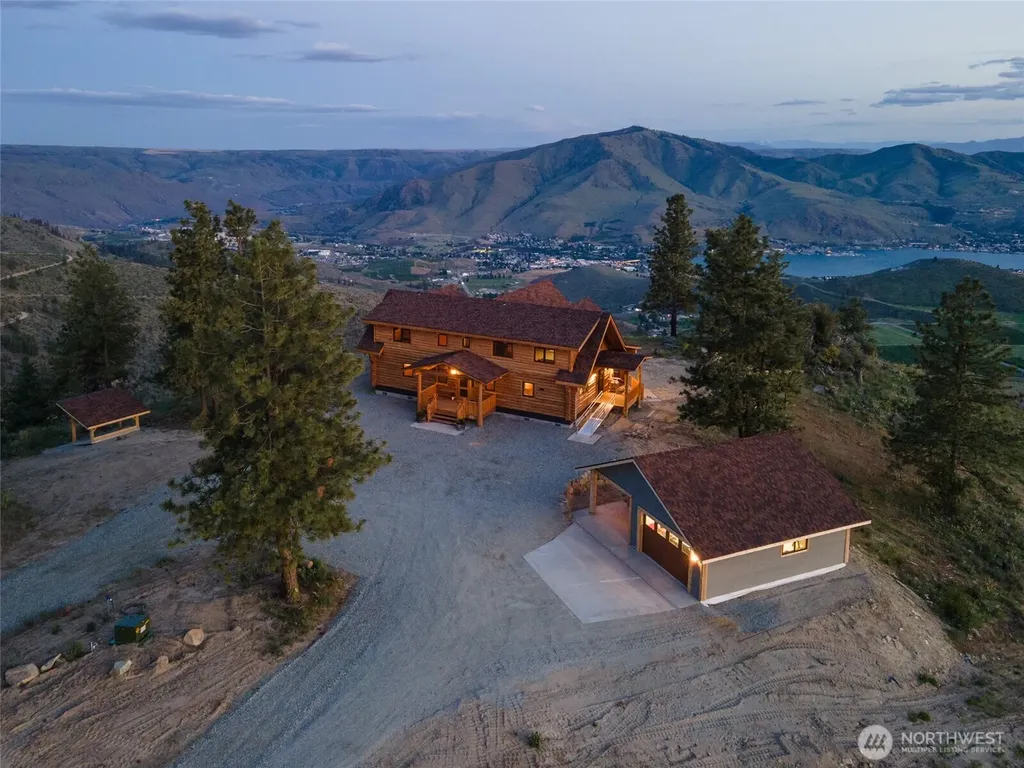 1831 Cottontail Lane Chelan WA 98816
