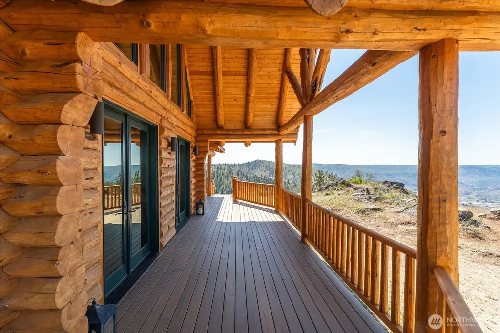 1831 Cottontail Lane Chelan WA 98816