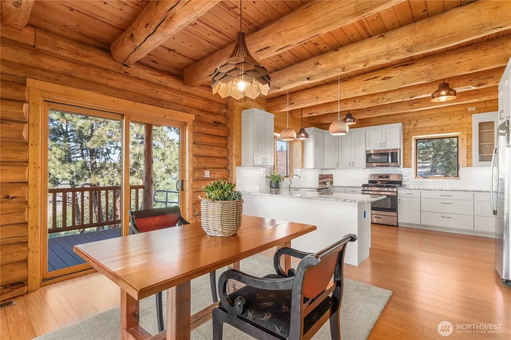 1831 Cottontail Lane Chelan WA 98816