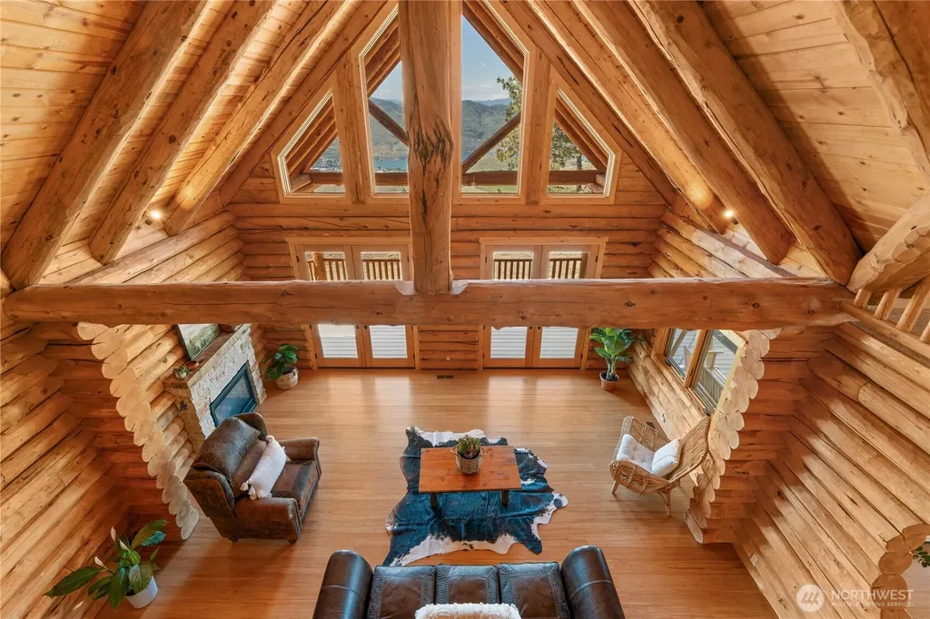 1831 Cottontail Lane Chelan WA 98816