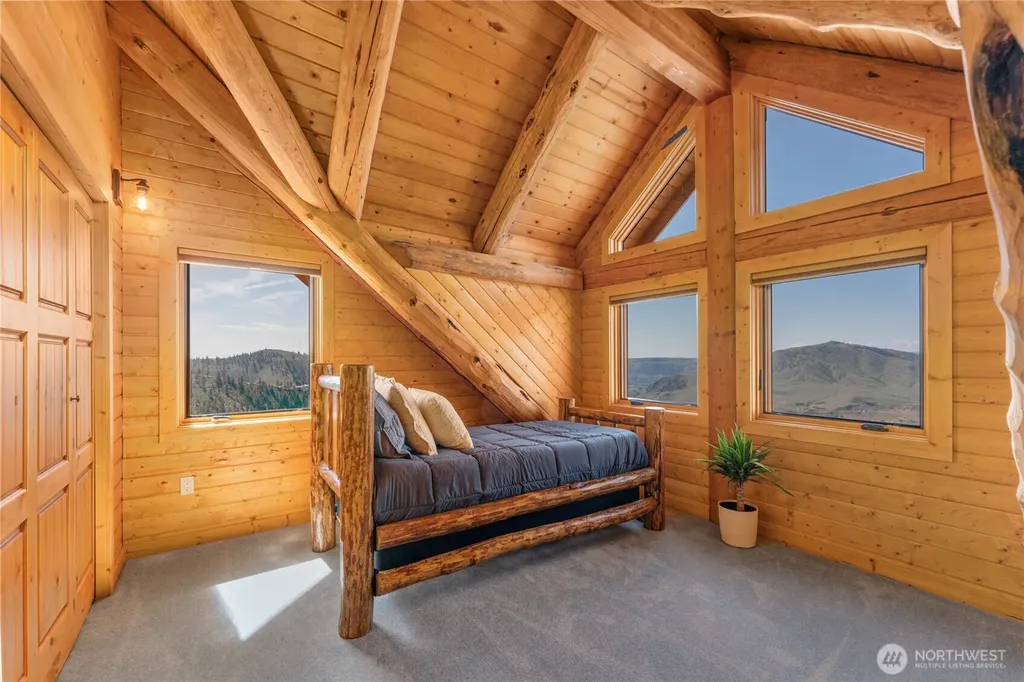 1831 Cottontail Lane Chelan WA 98816