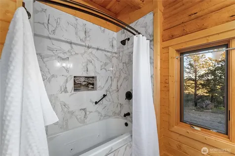 1831 Cottontail Lane Chelan WA 98816