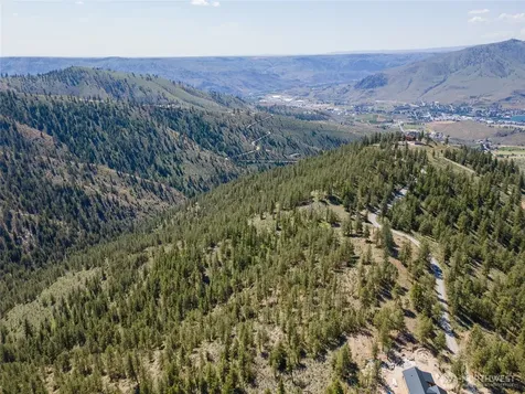 1831 Cottontail Lane Chelan WA 98816