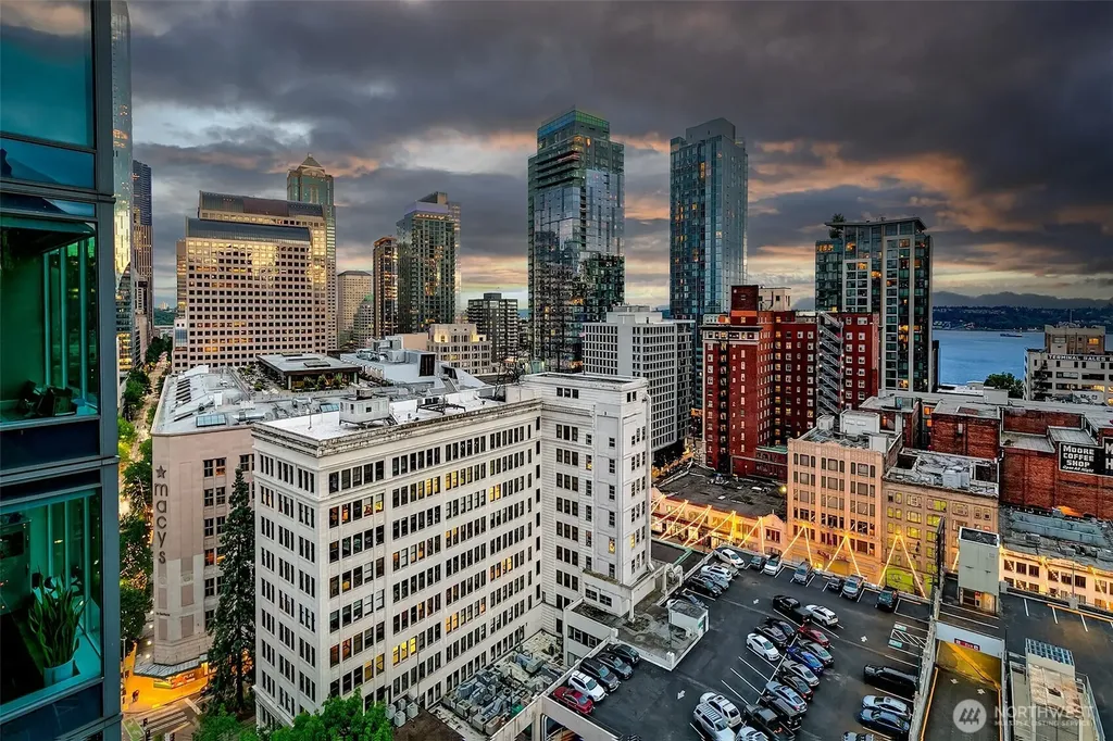 1920 4th Avenue Seattle WA 98101