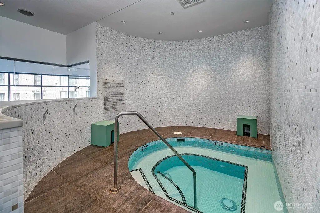 1920 4th Avenue Seattle WA 98101