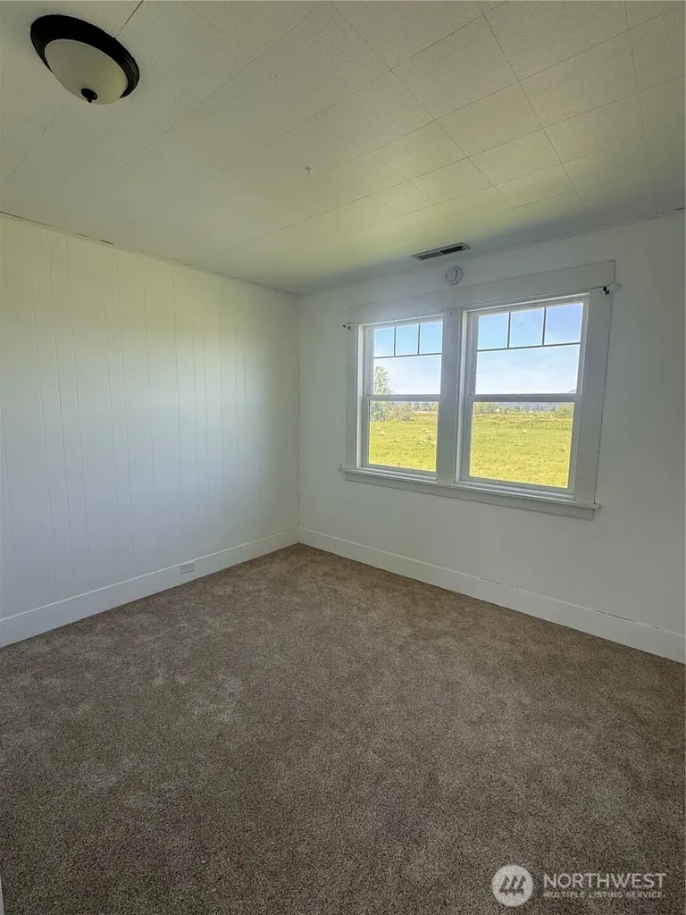 20016 Orville Rd E Orting WA 98360