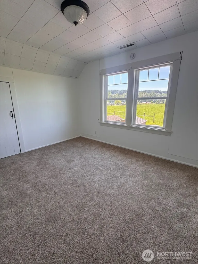 20016 Orville Rd E Orting WA 98360