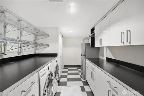 1958 Harvard Avenue E Seattle WA 98102