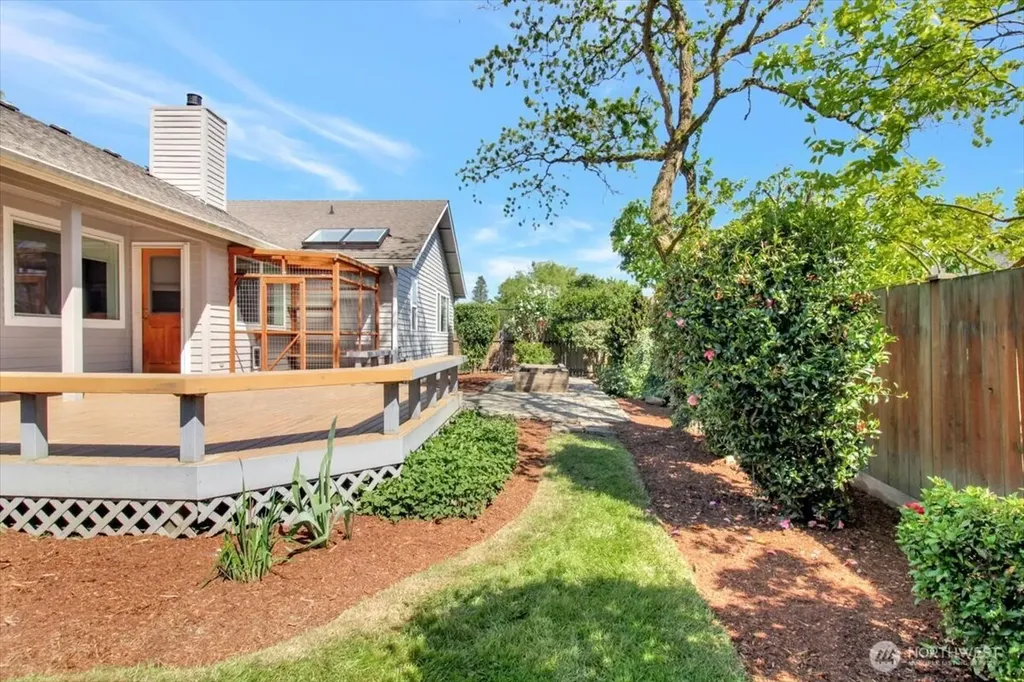 2928 209th Place SW Lynnwood WA 98036