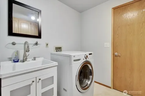 2928 209th Place SW Lynnwood WA 98036