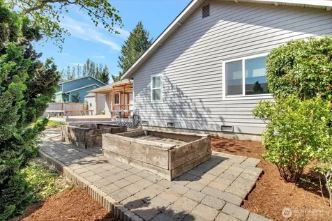 2928 209th Place SW Lynnwood WA 98036