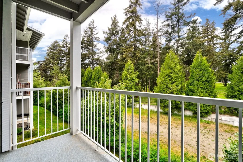 1640 SW Mulberry Place Oak Harbor WA 98277