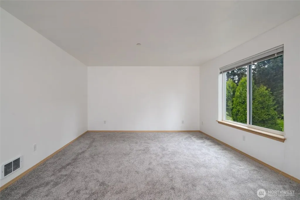 1640 SW Mulberry Place Oak Harbor WA 98277