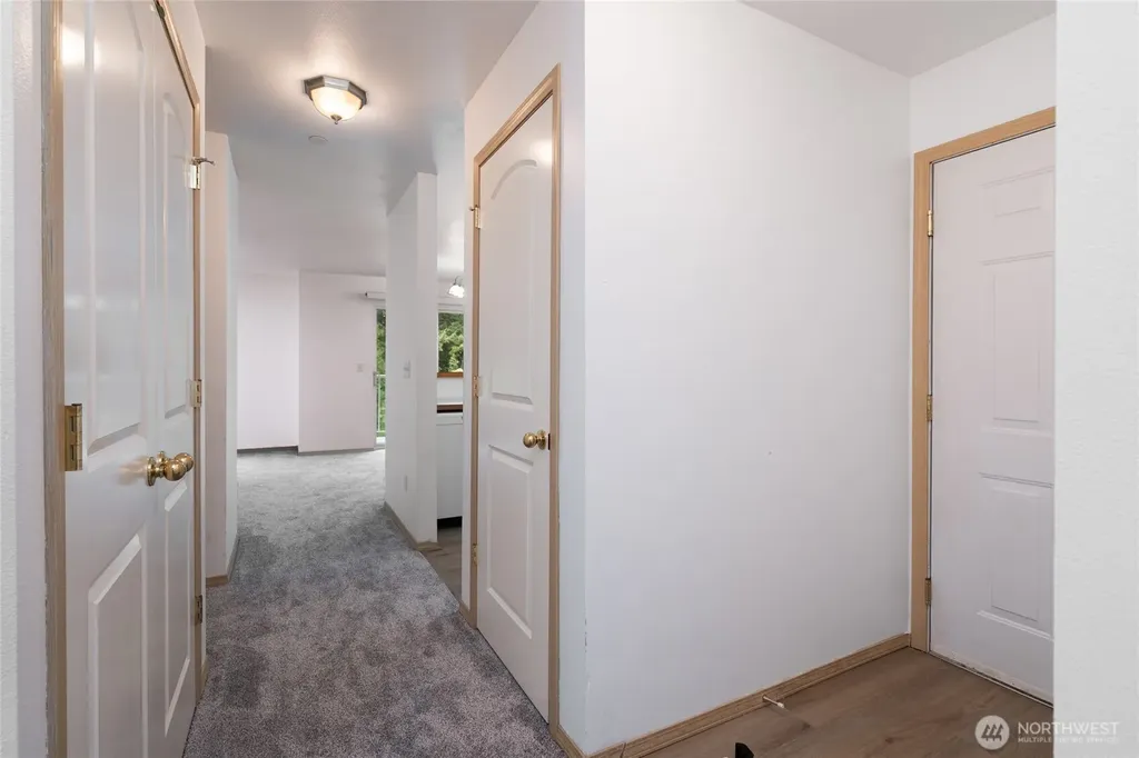 1640 SW Mulberry Place Oak Harbor WA 98277