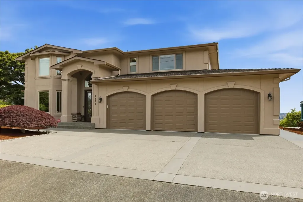 1512 49th Street NE Tacoma WA 98422
