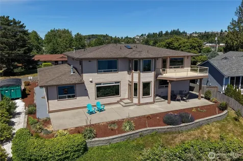 1512 49th Street NE Tacoma WA 98422