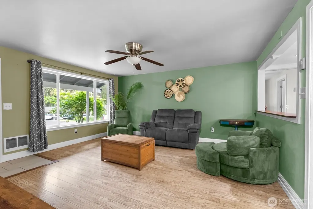 10809 133rd Street NW Gig Harbor WA 98329