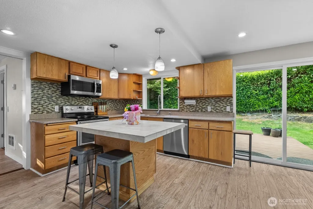 10809 133rd Street NW Gig Harbor WA 98329