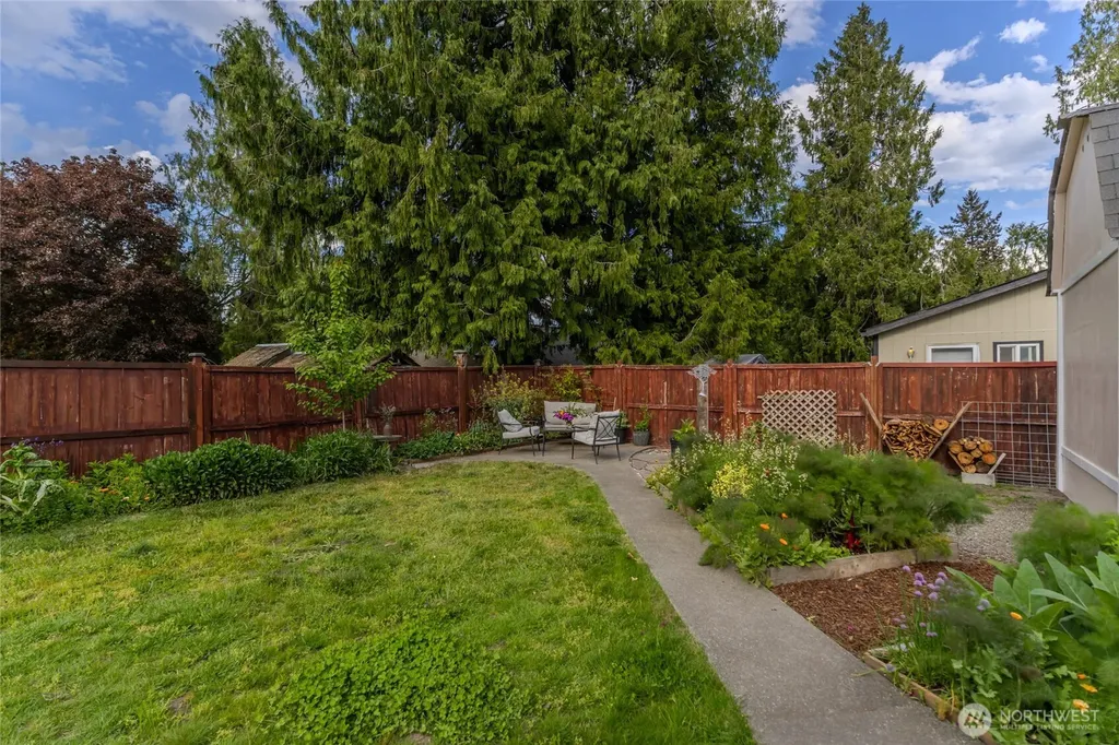 61 Anderson Street Port Hadlock WA 98339