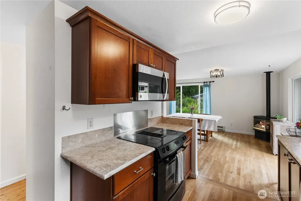 61 Anderson Street Port Hadlock WA 98339