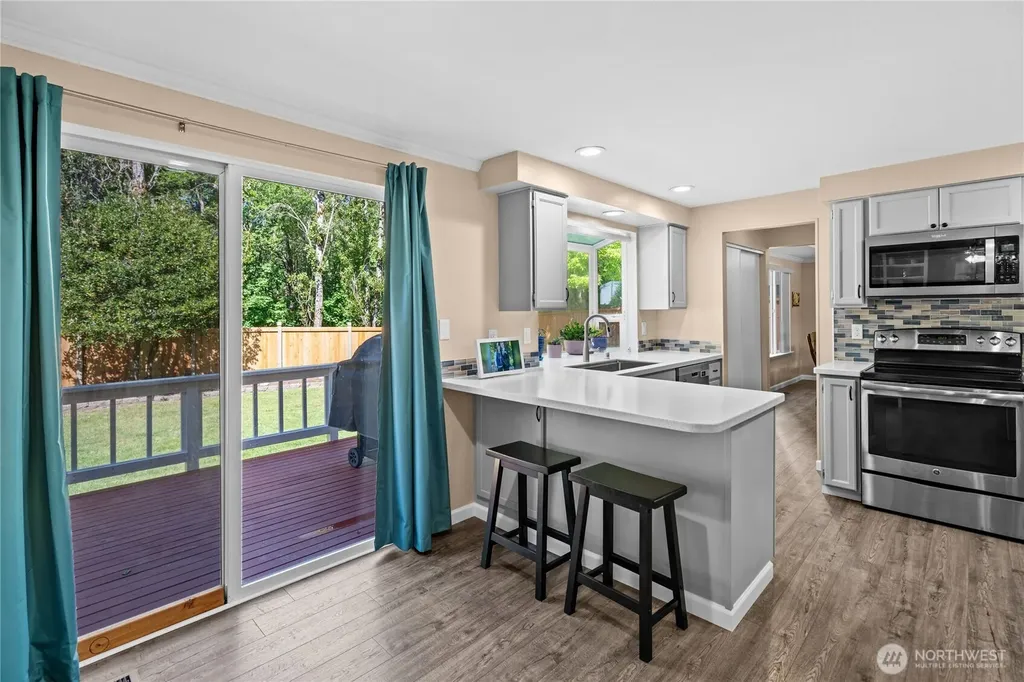10357 Wilkes Court NW Silverdale WA 98383