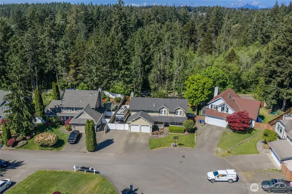 10357 Wilkes Court NW Silverdale WA 98383