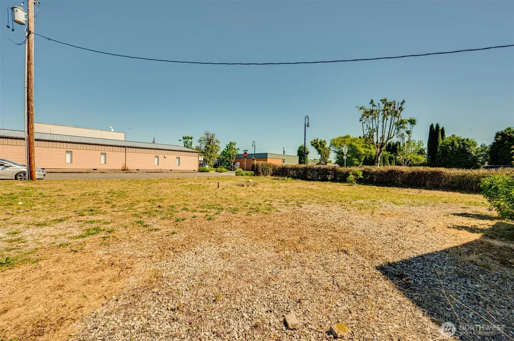 512 Davidson Avenue Woodland WA 98674