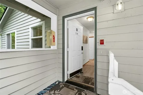 5620 14th Drive W Everett WA 98203
