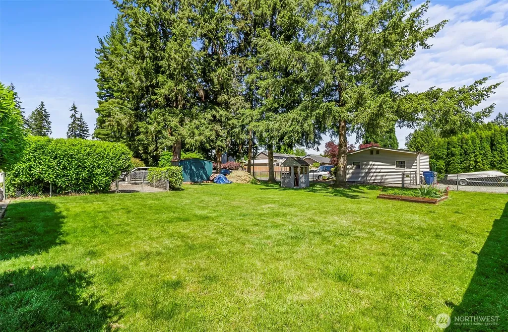 8029 60th Drive NE Marysville WA 98270