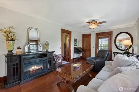 8029 60th Drive NE Marysville WA 98270