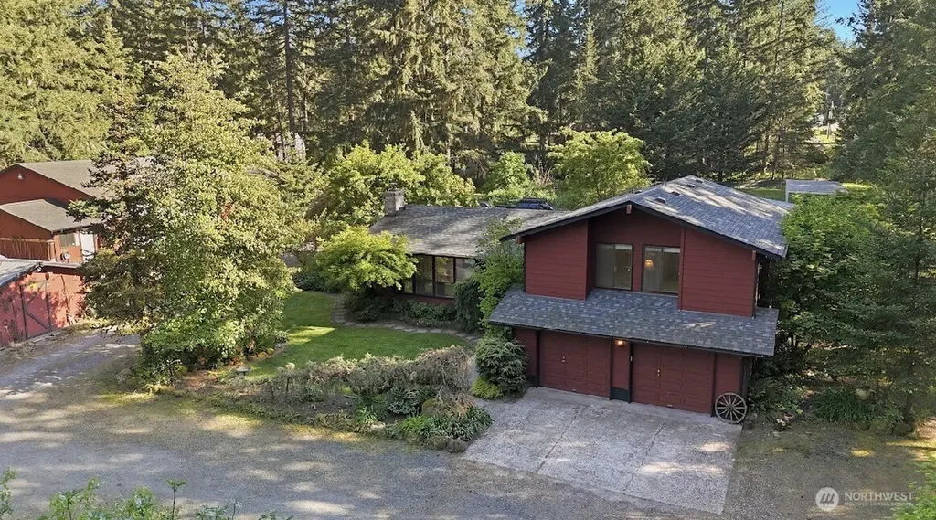 34116 50th Avenue E Eatonville WA 98328