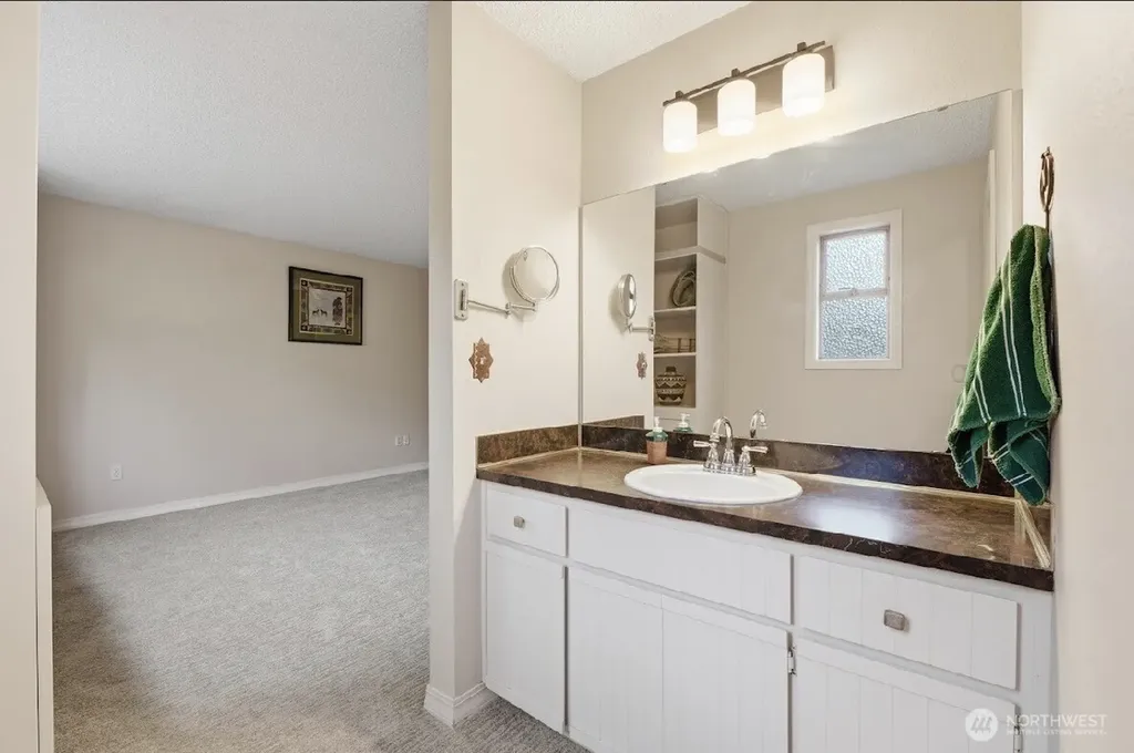 34116 50th Avenue E Eatonville WA 98328