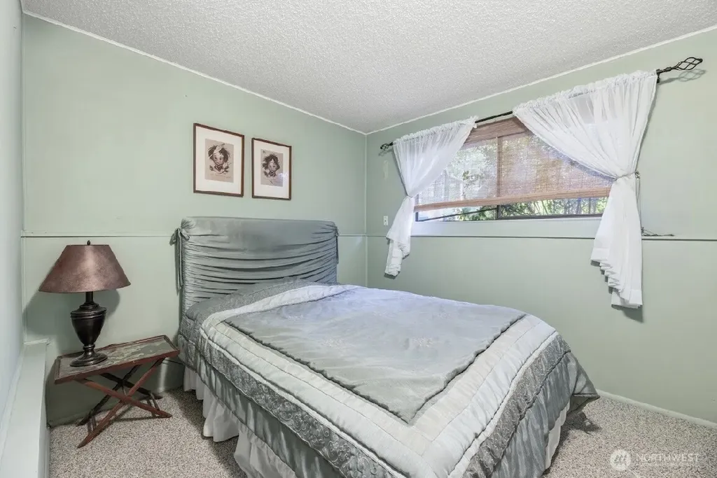 34116 50th Avenue E Eatonville WA 98328