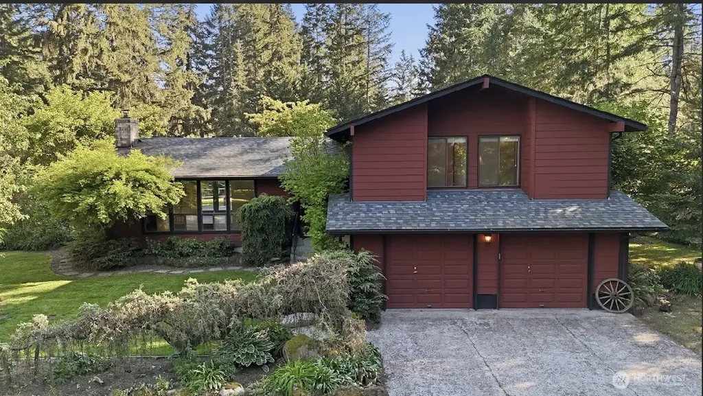 34116 50th Avenue E Eatonville WA 98328