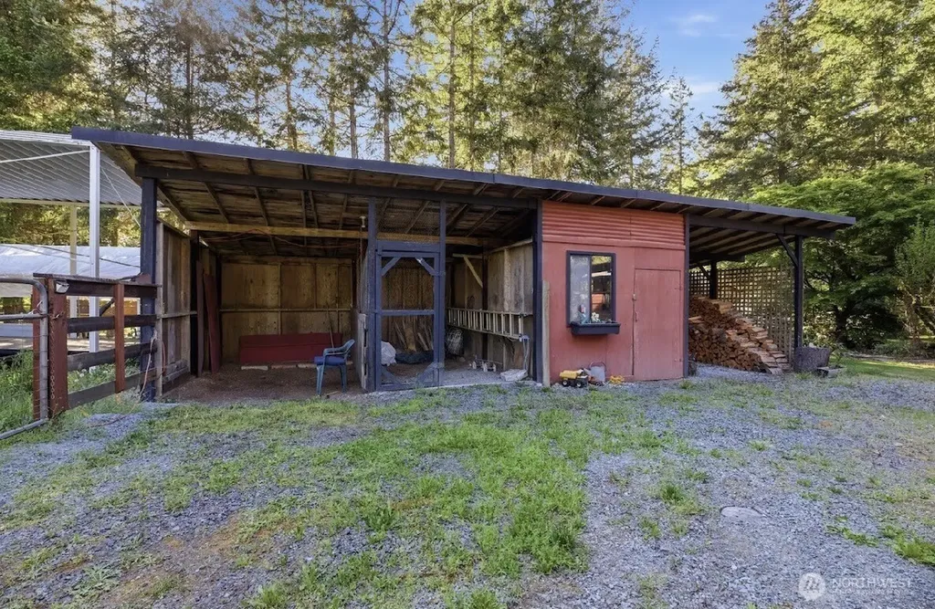 34116 50th Avenue E Eatonville WA 98328