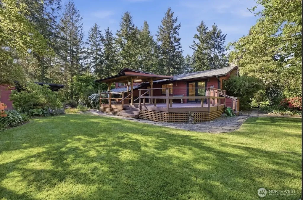 34116 50th Avenue E Eatonville WA 98328