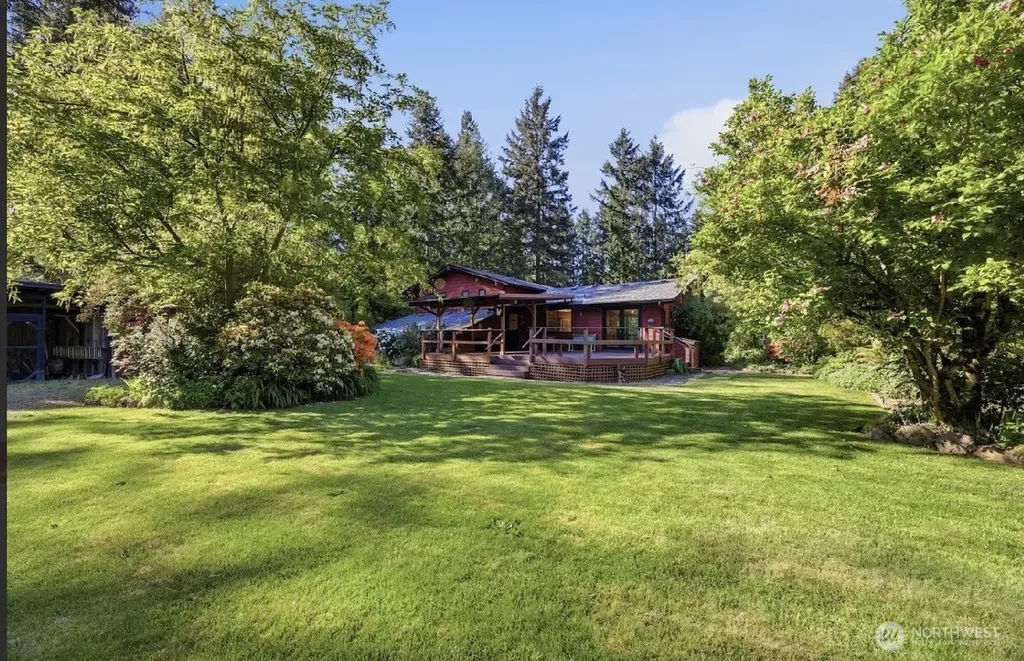 34116 50th Avenue E Eatonville WA 98328