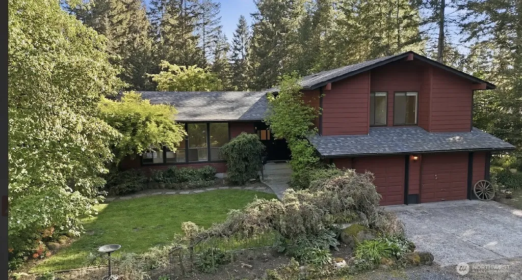 34116 50th Avenue E Eatonville WA 98328