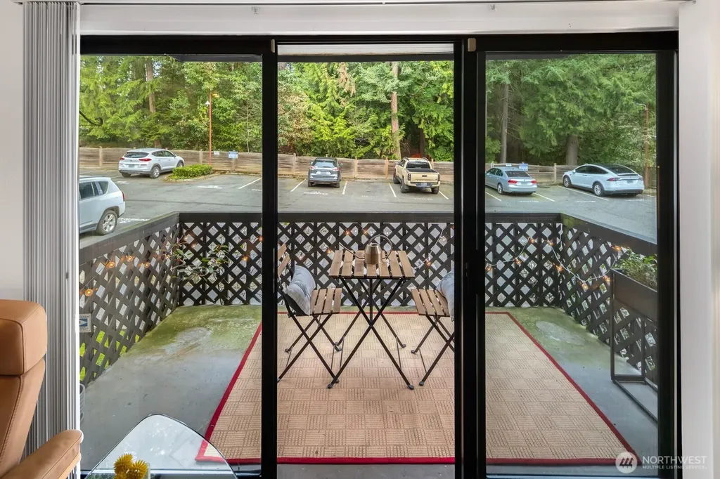 19409 56th Avenue W Lynnwood WA 98036