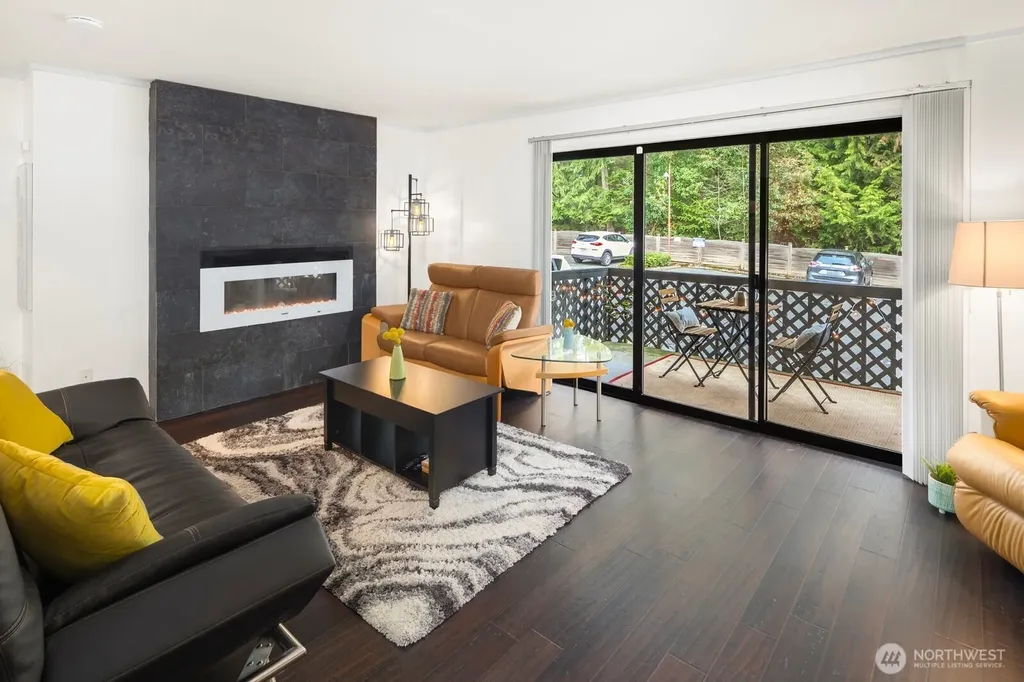 19409 56th Avenue W Lynnwood WA 98036