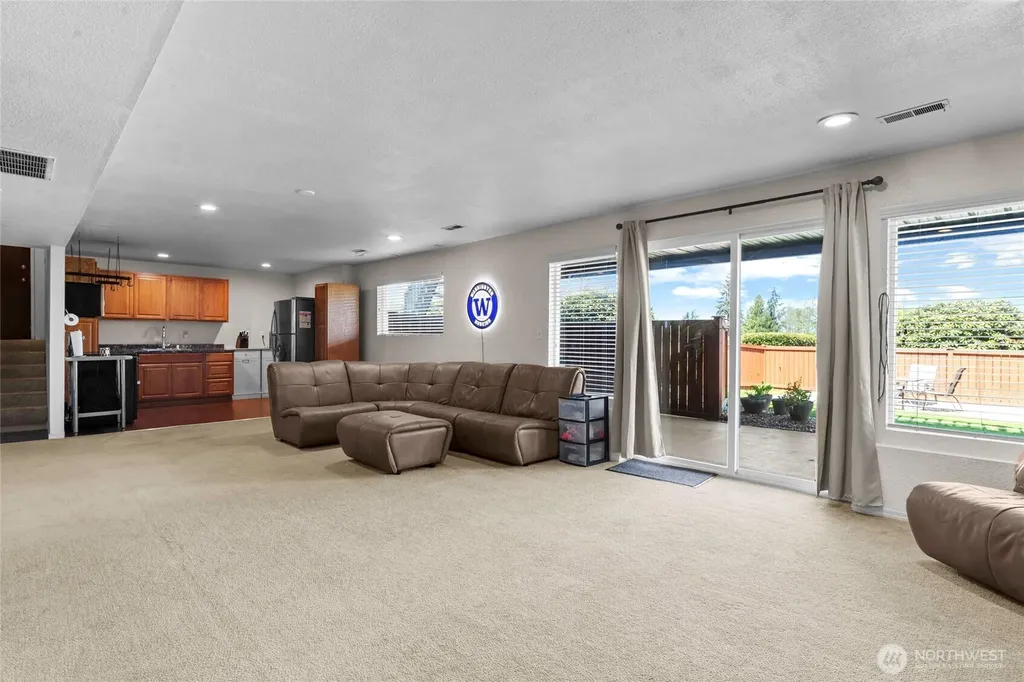 1029 S 289th Street Federal Way WA 98003