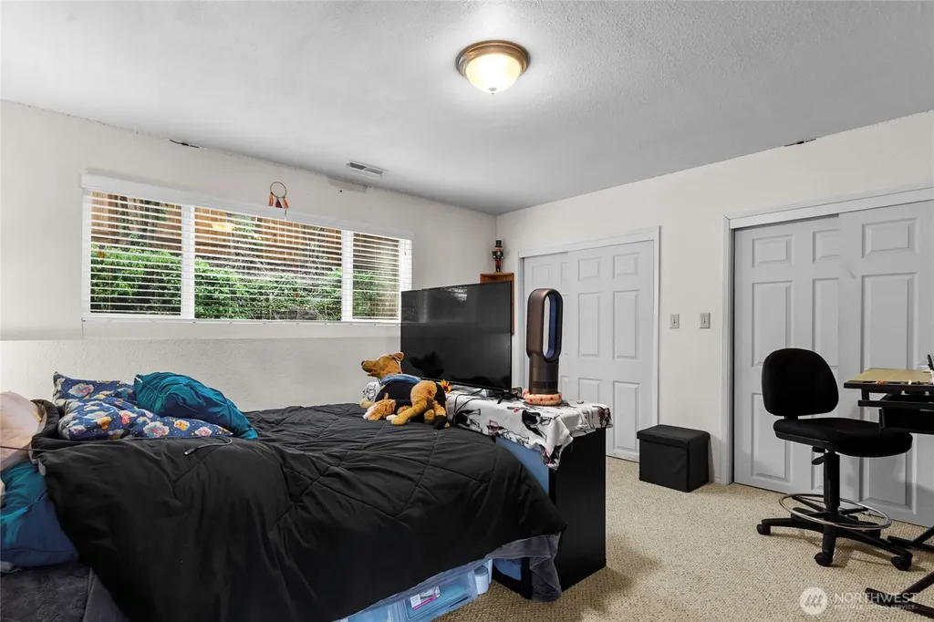 1029 S 289th Street Federal Way WA 98003