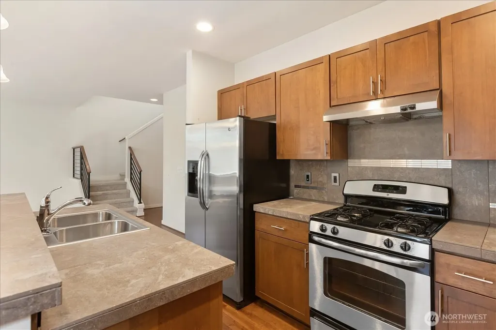 15806 14th Avenue W Lynnwood WA 98087