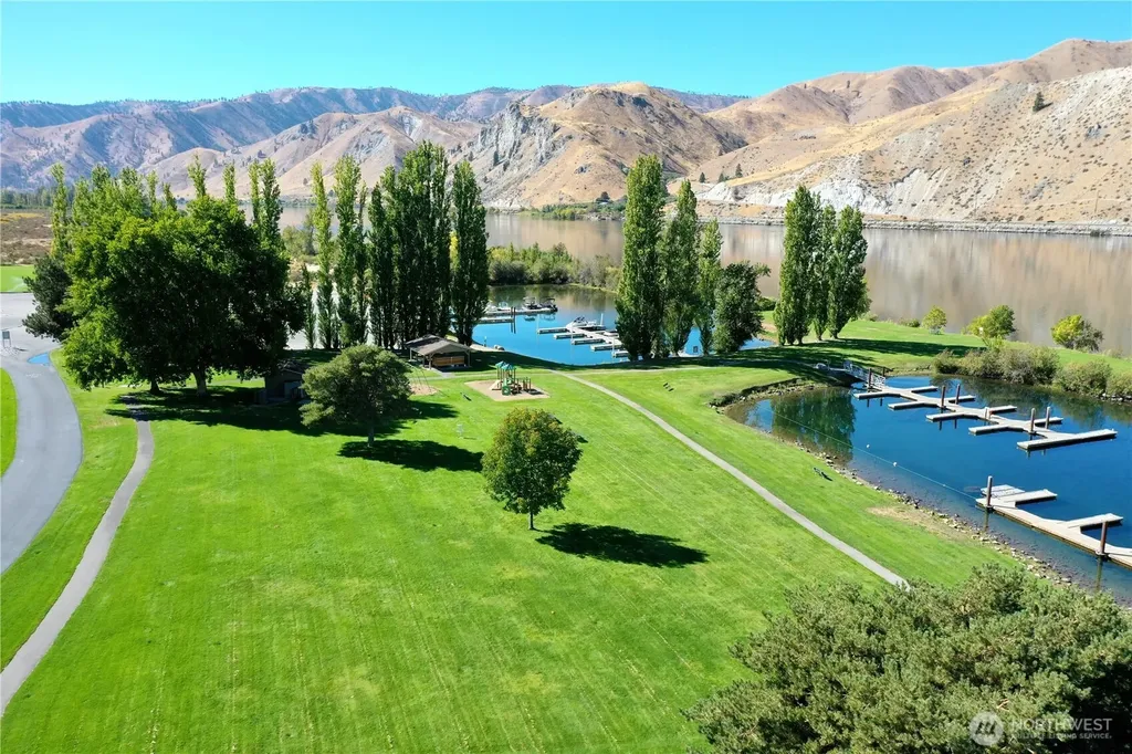 445 Entiat Place Orondo WA 98843