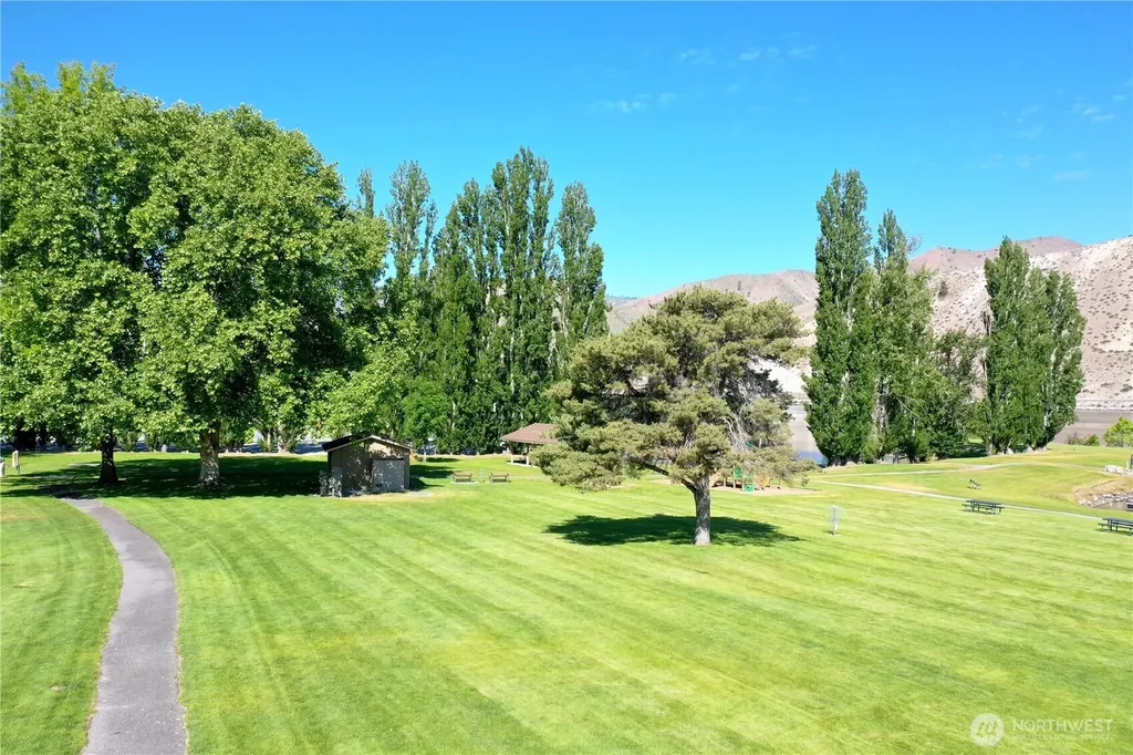 445 Entiat Place Orondo WA 98843