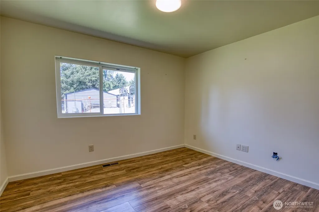 44 Hale Avenue Hoquiam WA 98550